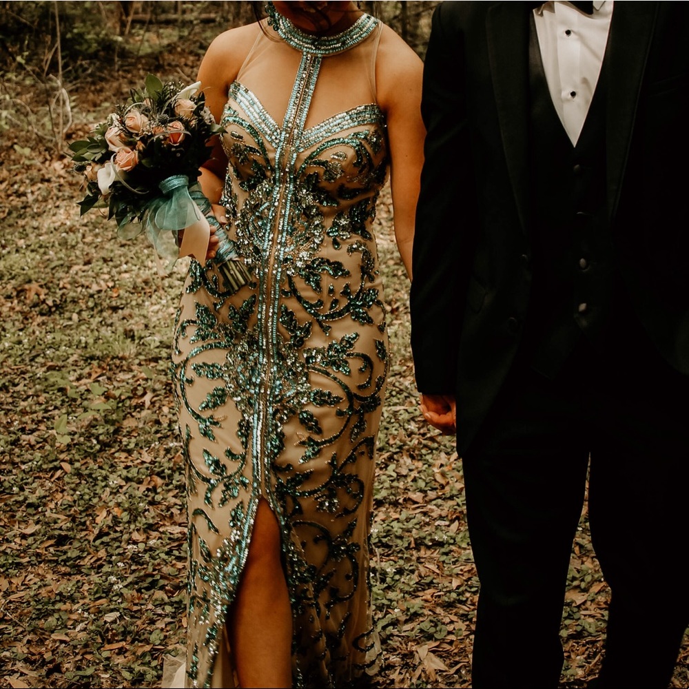 Green Sherri Hill!